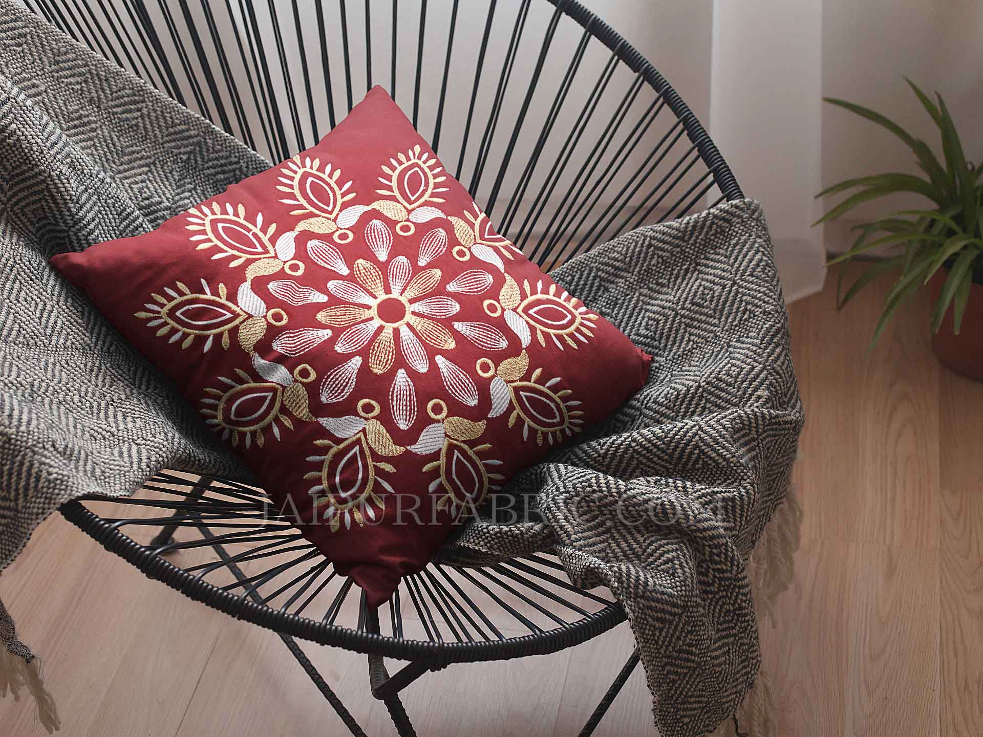 Lit your living space with decorative cushion covers