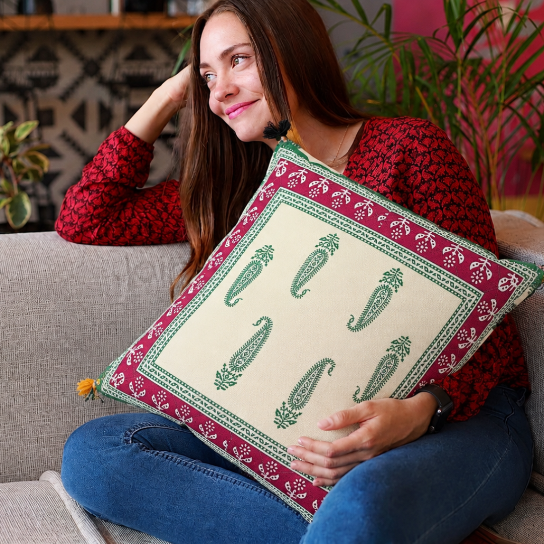 Off White Color Base Maroon Border Keri Design Cotton Cushion Cover