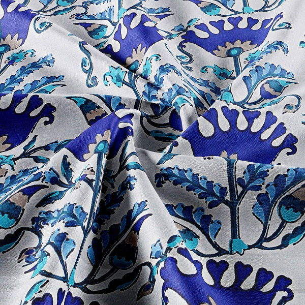 Double Bedsheet Blooming Blue Flowers Print