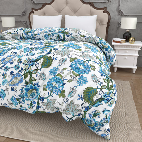 Classic Blue & White Floral with Lattice Border Double Bed Reversible Quilt Comforter