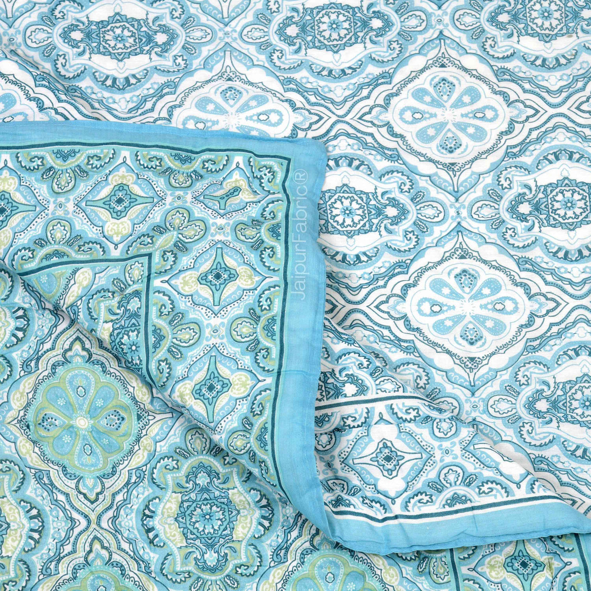 Reversible Quilt Rajai with Turquoise Medallion Dual-Design Print for Stylish Bedrooms