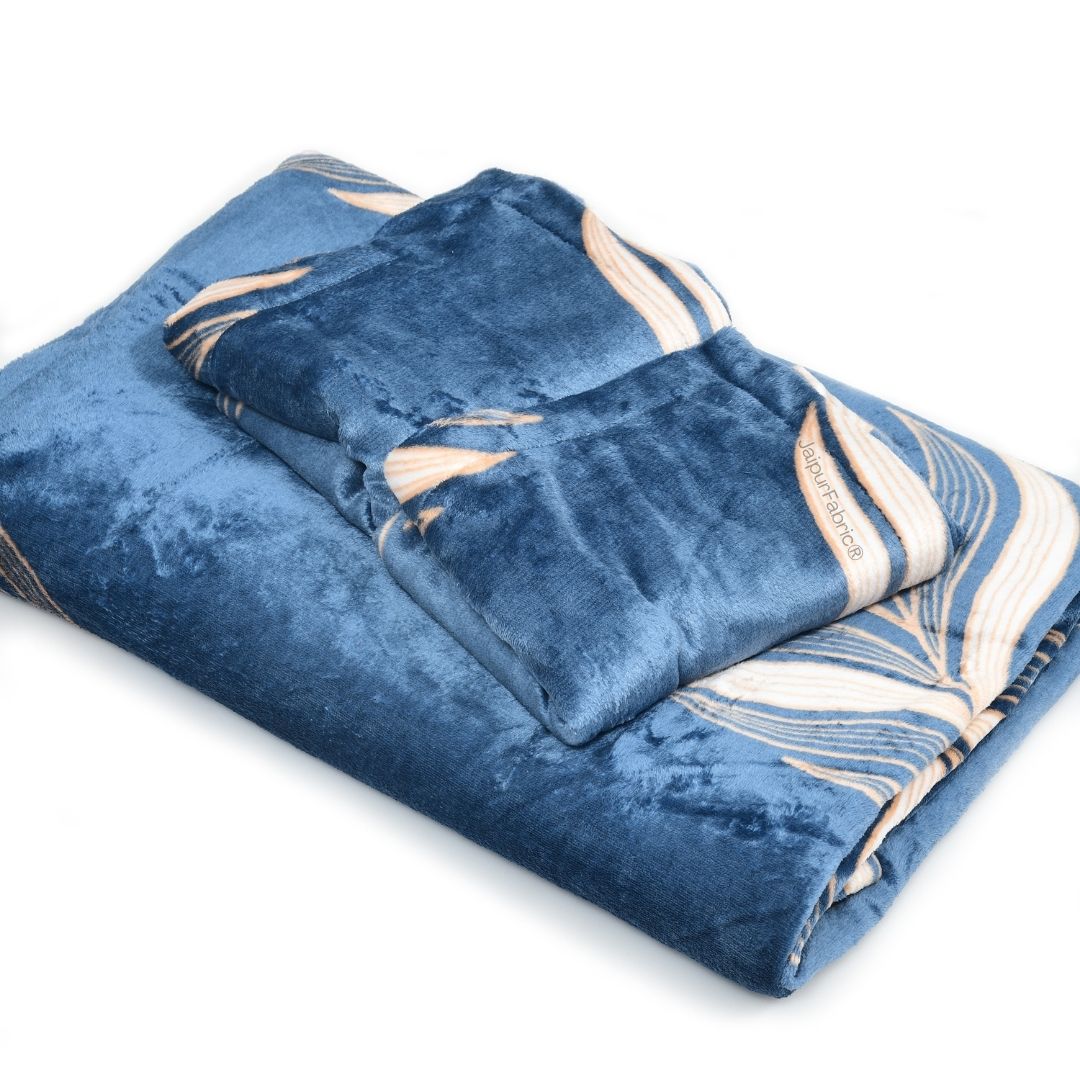 Elegant Feather Pattern Super Soft Velvet Double Bedsheet