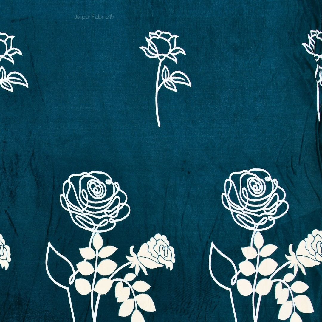 Romantic Rose Charm Super Soft Velvet Double Bedsheet