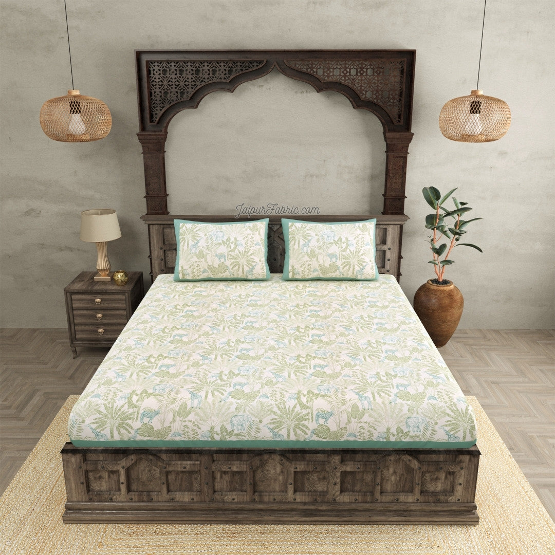 Exotic Wildlife Print Super King Size Bedsheet in Green Tones