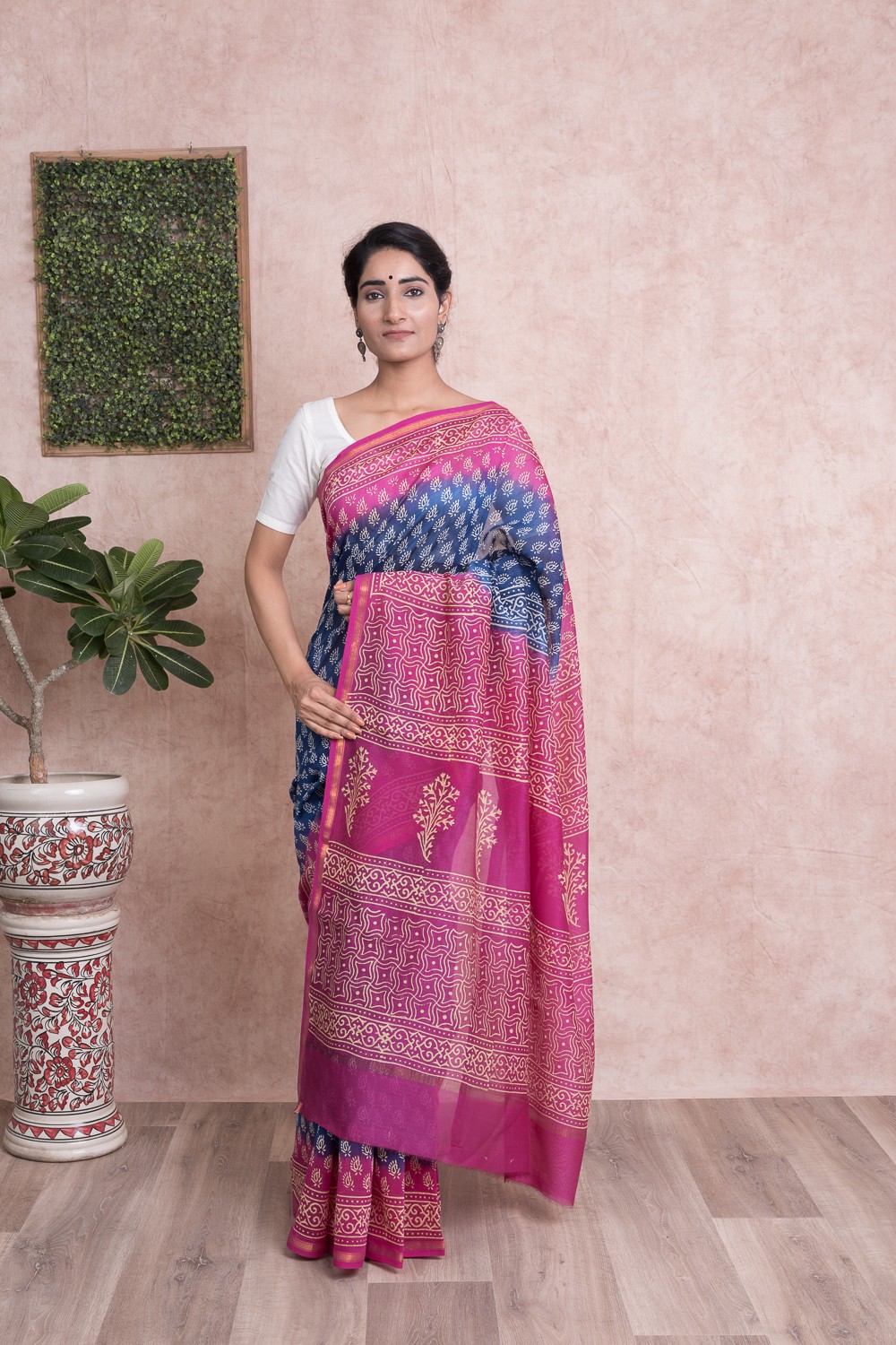 Booti Pattern Chanderi Silk Saree with Unstitched Blouse - Blue And Pink