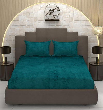 Elegant Teal Super Soft Velvet Double Bedsheet with Matching Pillow Covers