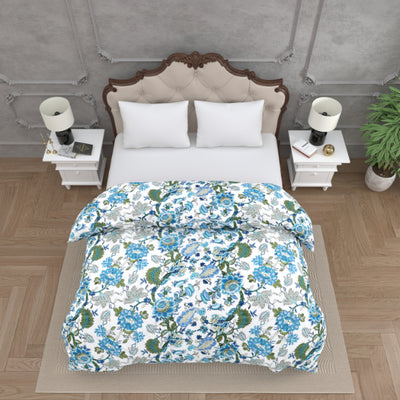 Classic Blue & White Floral with Lattice Border Double Bed Reversible Quilt Comforter