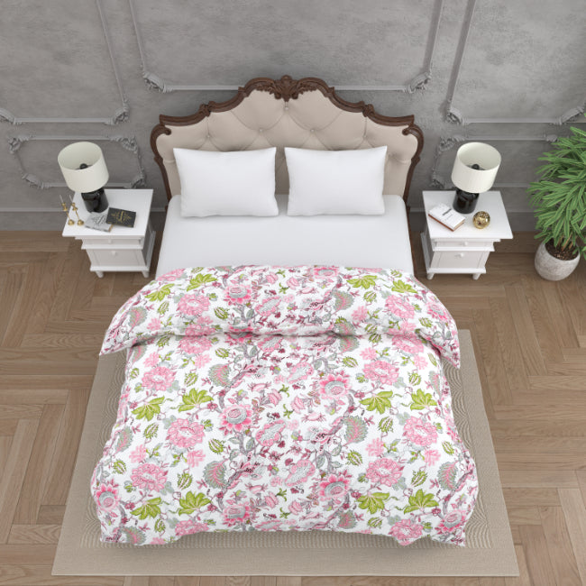 Vibrant Pink Floral Print with Geometric Border Double Bed Reversible Quilt Comforter