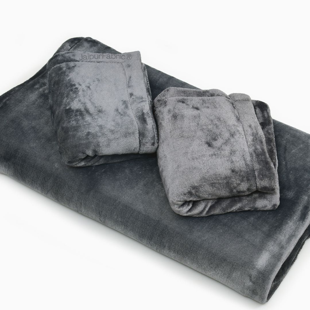 Modern Charcoal Gray Soft Woolen Double Bedsheet with Matching Pillow Covers