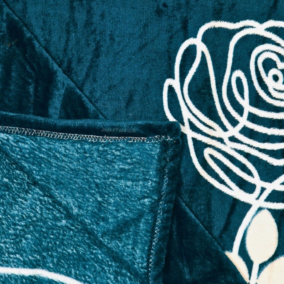 Romantic Rose Charm Super Soft Velvet Double Bedsheet
