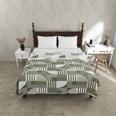 Geometric Maze Green Cotton Reversible Double Bed Dohar