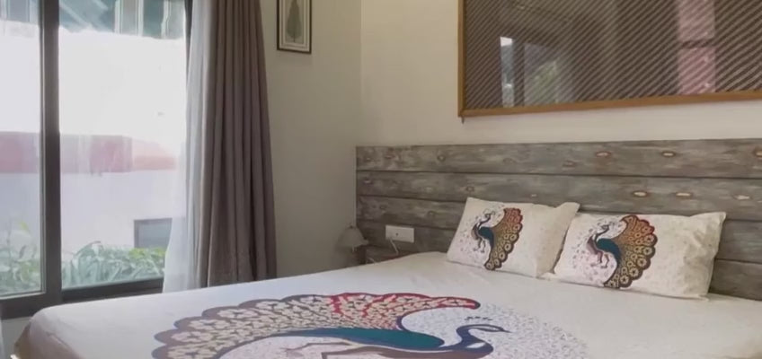 Twill Cotton Bedsheet Dancing Peacock