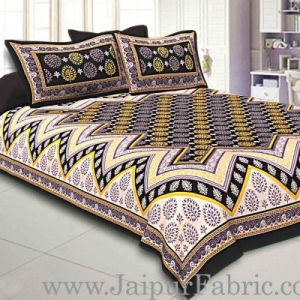 Black  Border Gray Base Zigzag Pattern Cotton Double Bedsheet