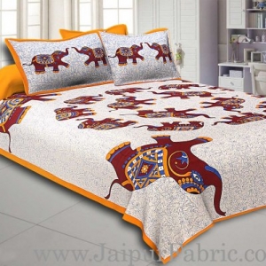 Yellow Border Elephant in Round Shape Cotton Double Bedsheet