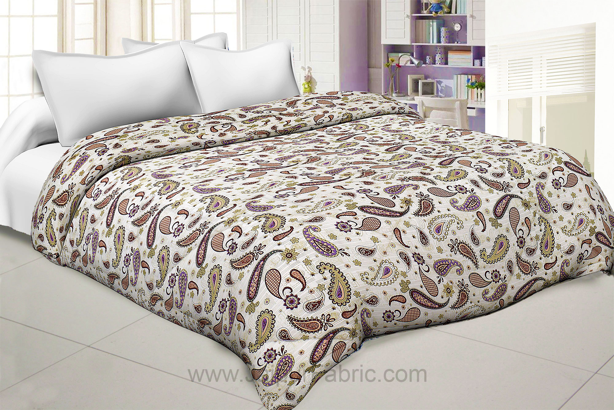 Paisley Creamish Pink Double Bed Comforter