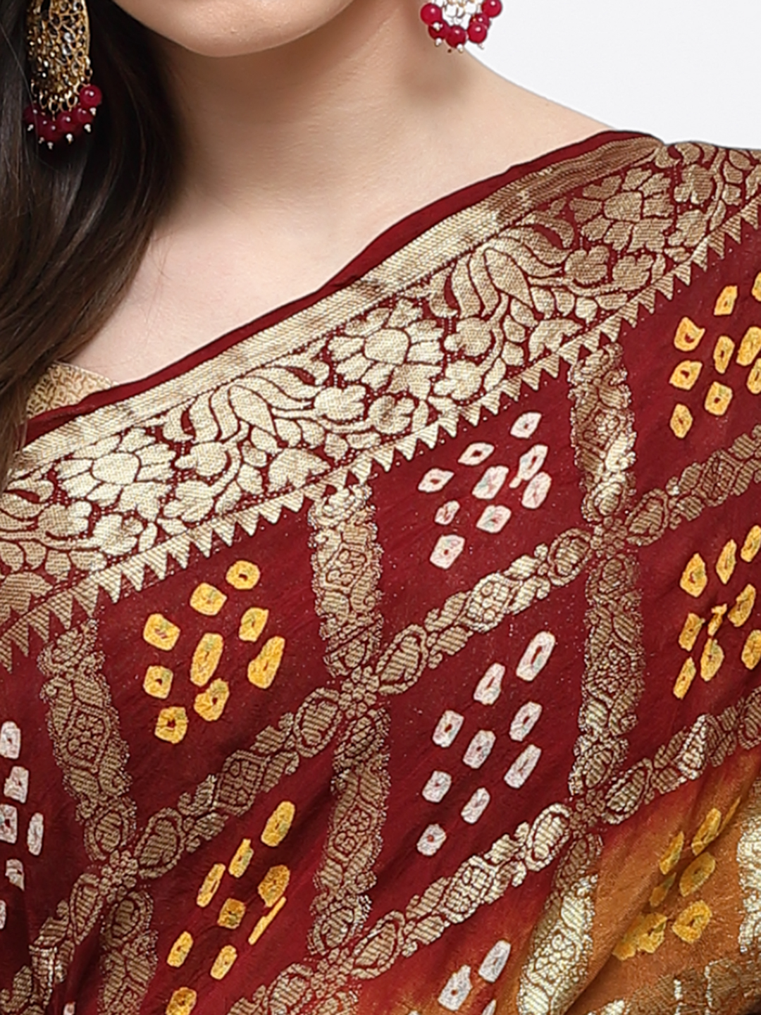 Women Bandhani With Zari Weaving Silk Saree And Blouse Multicolor with Unstitched