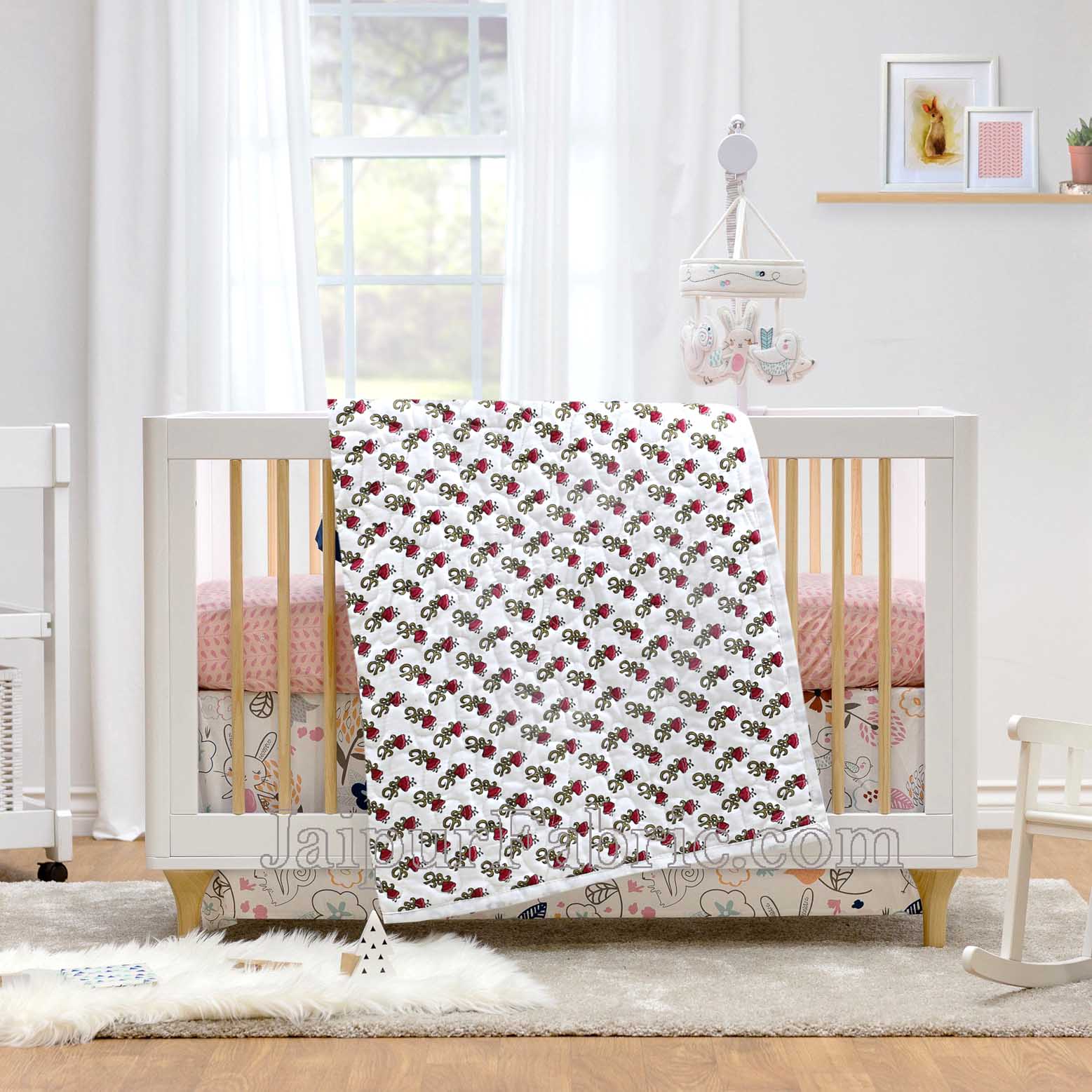 Baby Blanket Newborn Red & Green Soft Crib Comforter and Toddler Swaddling Blankets for Babies 120 x 120 cm Colourful White Base Baby Quilt