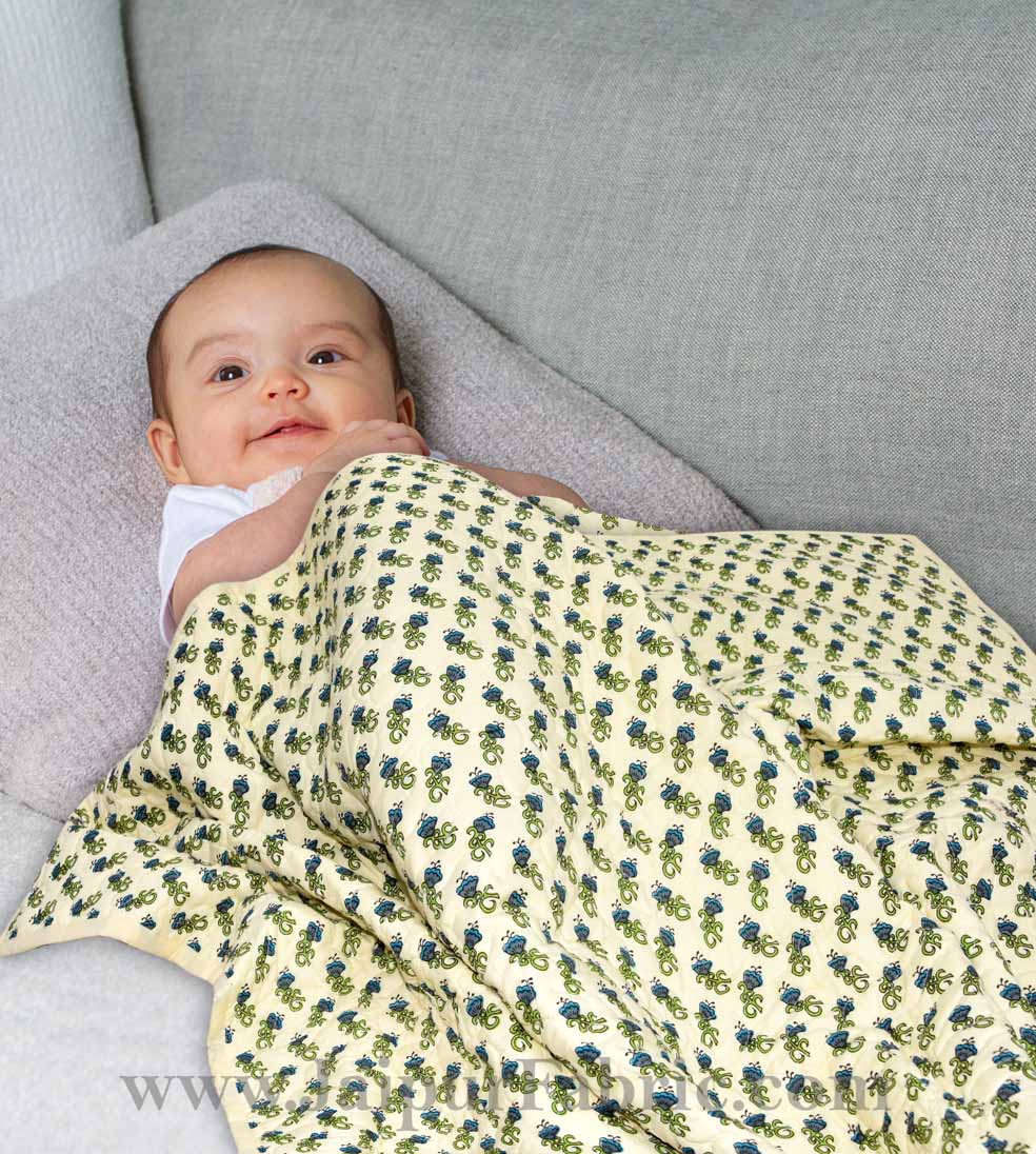 Baby Blanket Newborn Green & Grey Soft Crib Comforter and Toddler Swaddling Blankets for Babies 120 x 120 cm Colourful Cream Base Baby Quilt