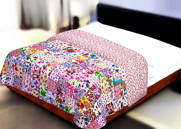Multi Color Patchwork Double Sided Printed Small Size Red Floral Double Bed Comforter