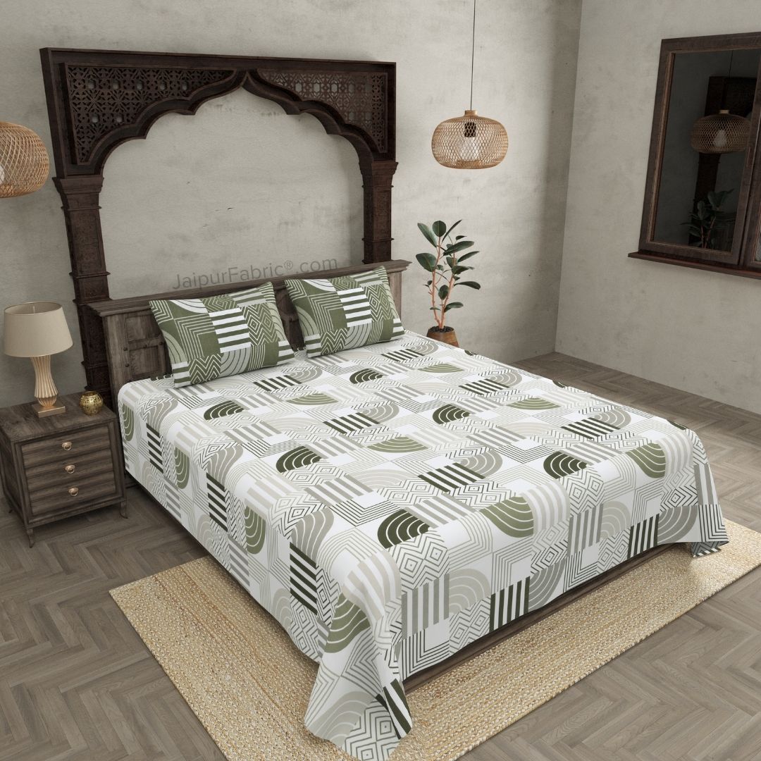 Geometric Maze Green and Off White Dohar and Bedsheet Combo