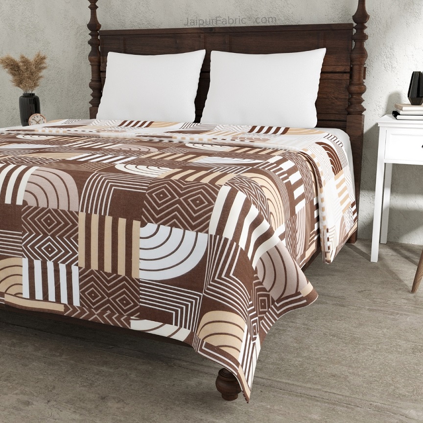 Geometric Maze Brown and Off White Dohar and Bedsheet Combo
