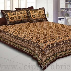 Dark Green Border Light Brown Base Flower and Paisley Pattern Coton Double Bedsheet