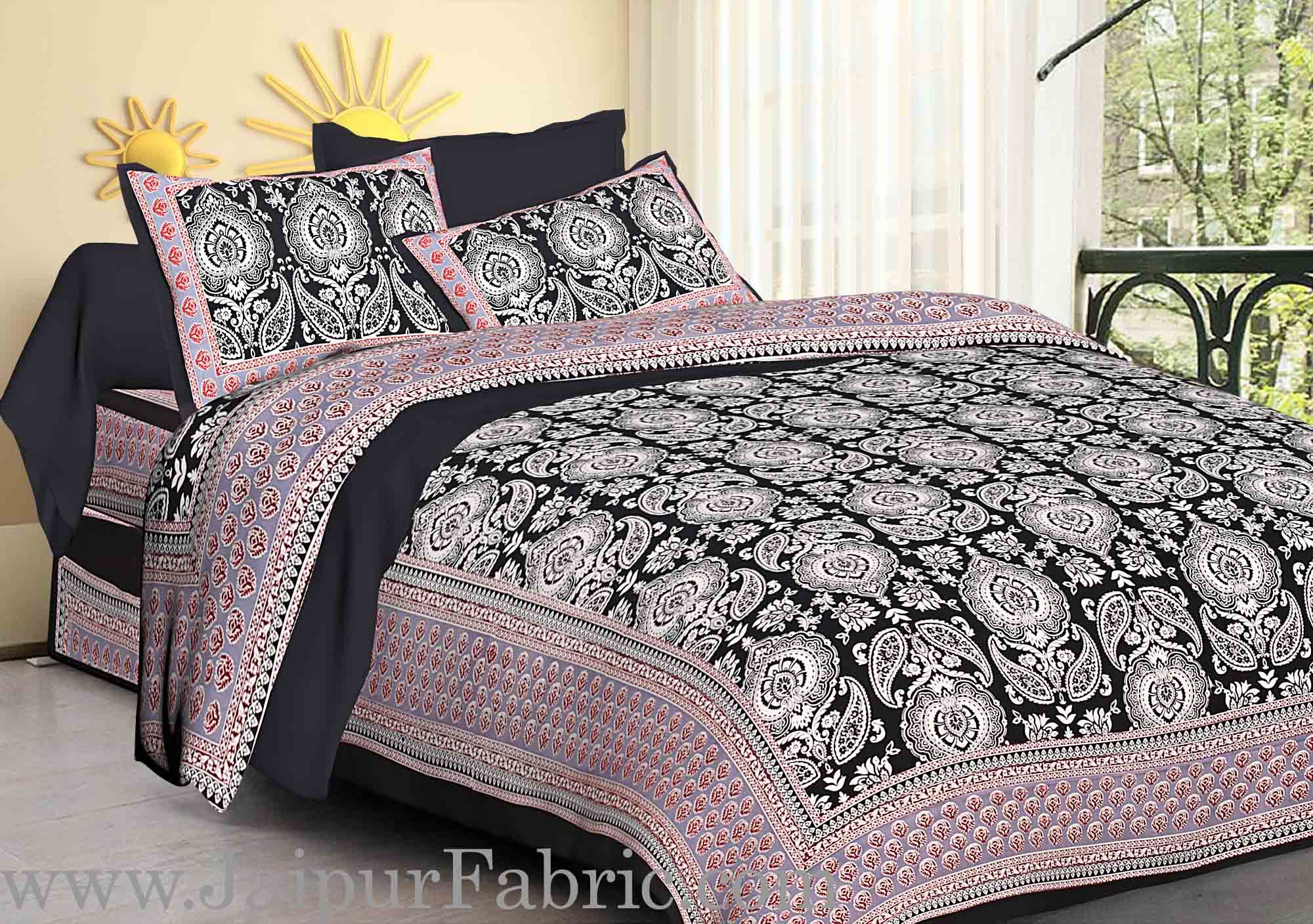 Black  Border Large Booty Print Cotton Double Bed Sheet
