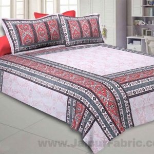 Artistic Quadrangle Red Double Bedsheet