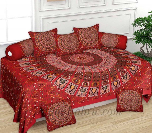 Red Zigzag Print Pure Cotton Bohemian Mandala Diwan Set