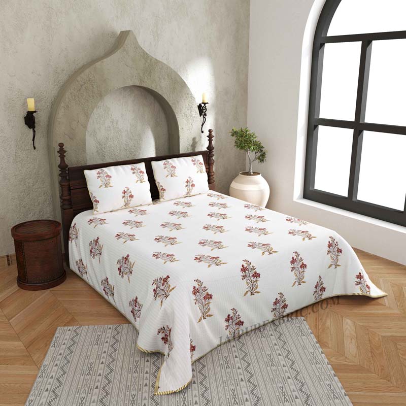 Serene Snowy Floral Print Pure Cotton Reversible Quilted Bedcover with Pillowcases