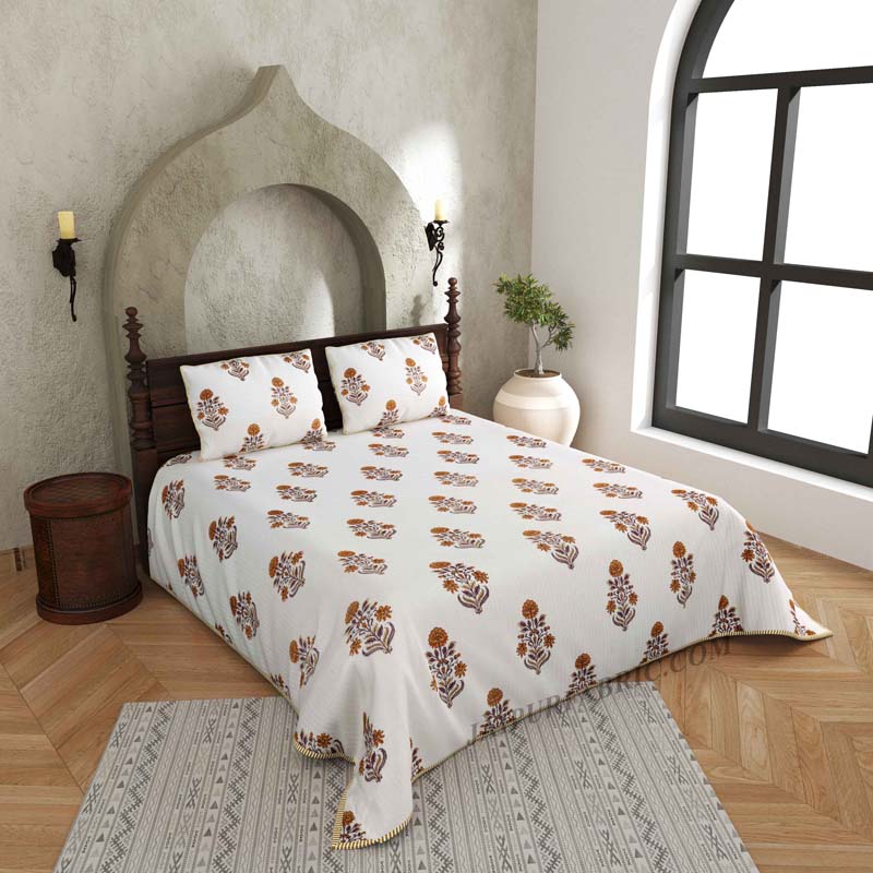 Tailored With Tradition  Pure Cotton Reversible Quilted Bedcover with Pillowcases