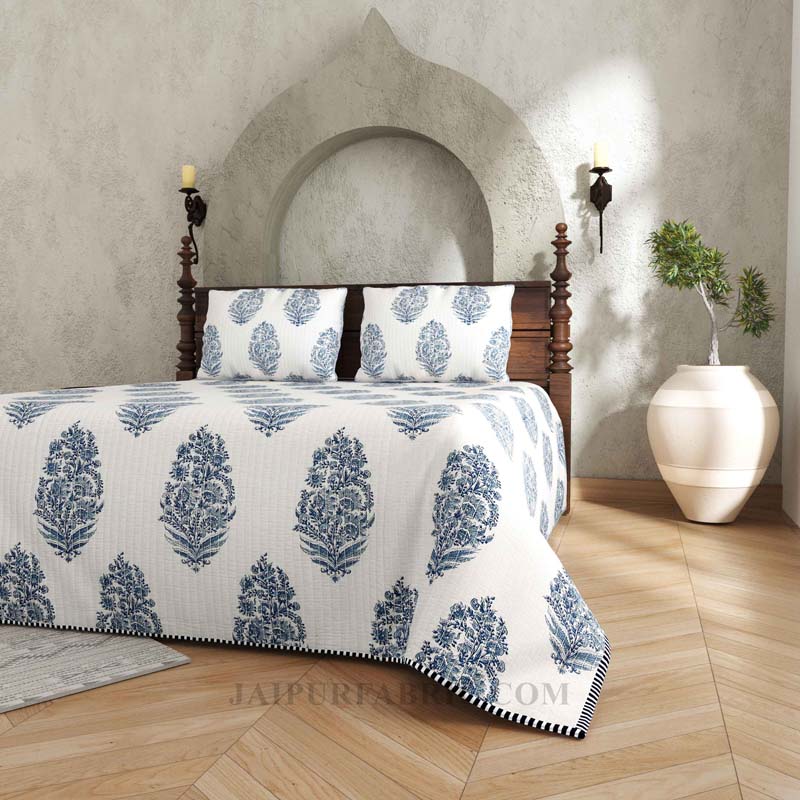 The Classic Combo Pure Cotton Reversible Quilted Bedcover with Pillowcases