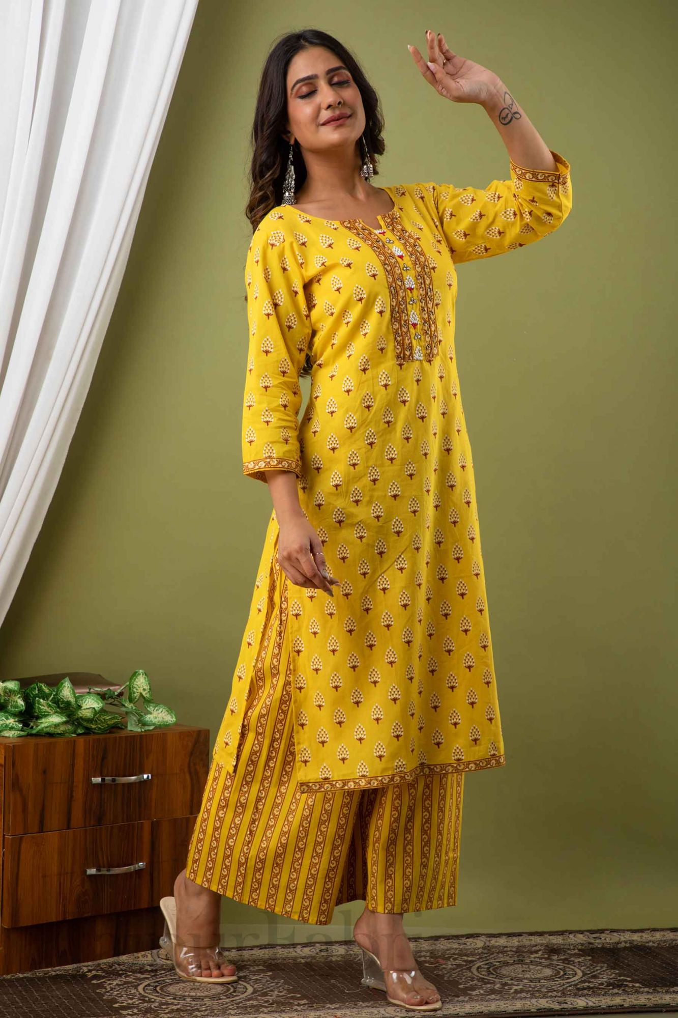 Buy Clickedia Womens Fully Stitched Bandhani Embroideried A-Line Kurti with  Sequence work with Sharara with gota work Traditional Jaipuri Kurti Sharara  Set Online at Best Prices in India - JioMart.