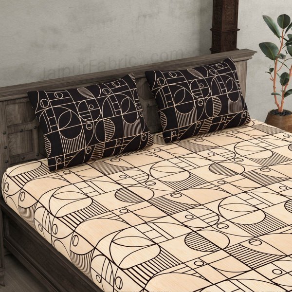 Sneaky Shell Brown King Size Bedsheet