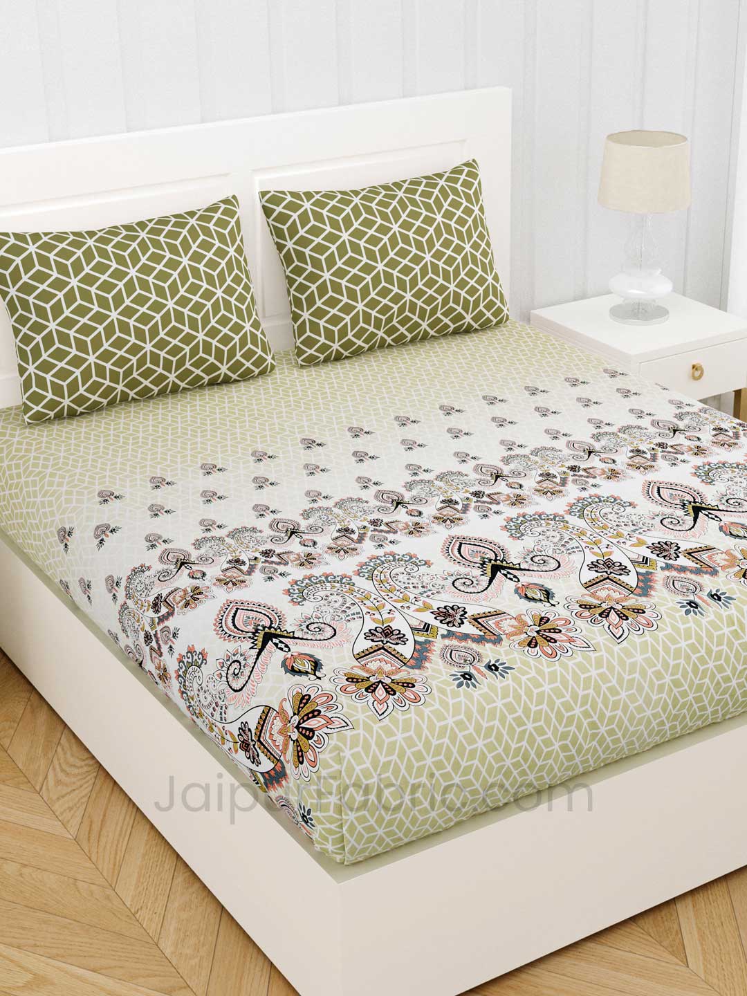 Stylish Trendy Green Premium Cotton King Size Double BedSheet
