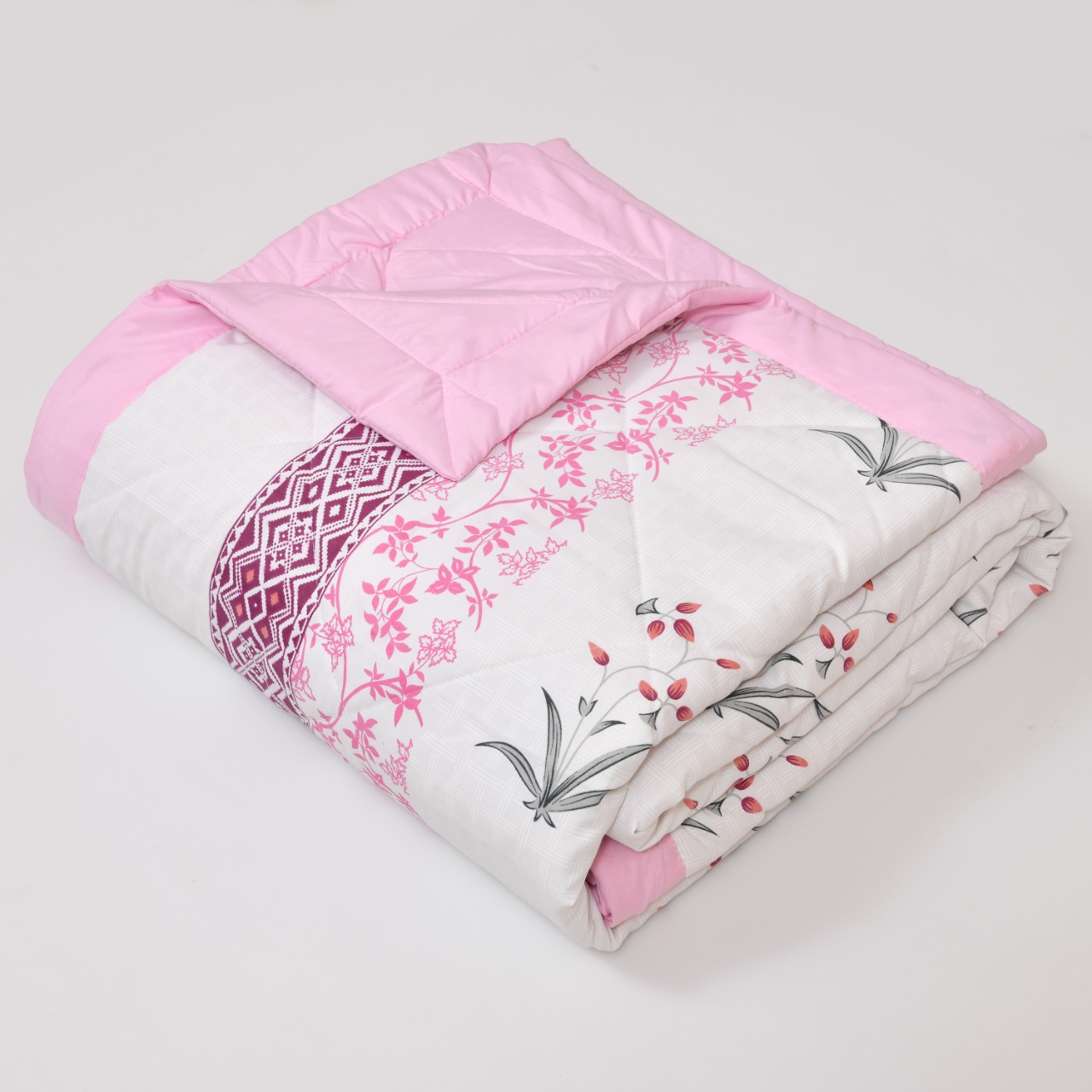 Iconic Iris Pink Cotton Quilted Bedcover Comforter Blanket