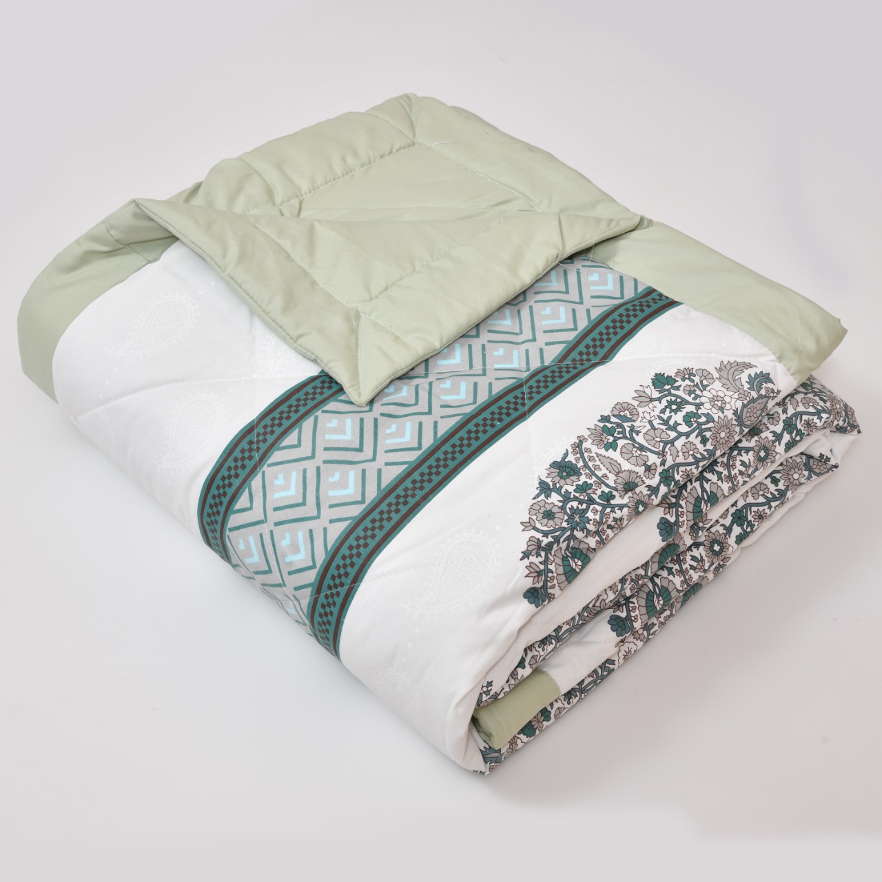Paisley Evergreen Cotton Quilted Bedcover Comforter Blanket