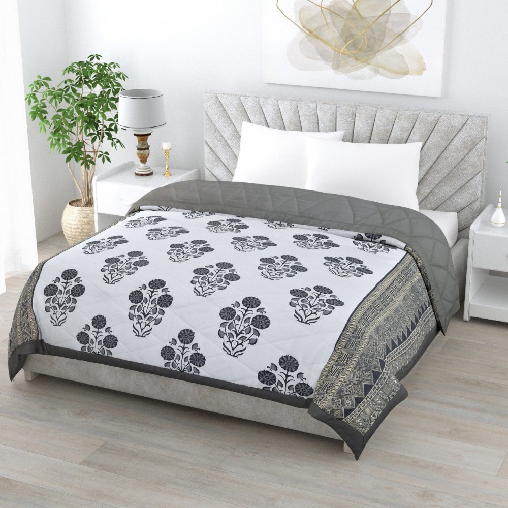 Magnetic Marigold Cotton Quilted Bedcover Comforter Blanket