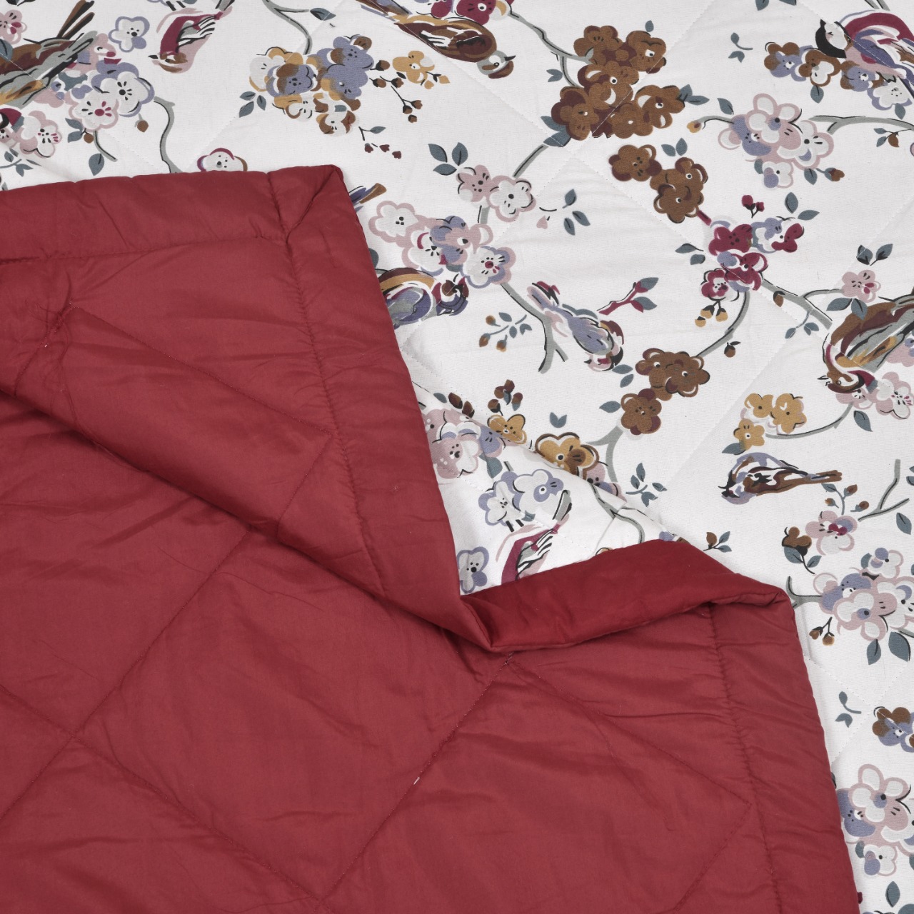 Nature Melody Maroon Cotton Quilted Bedcover Comforter Blanket